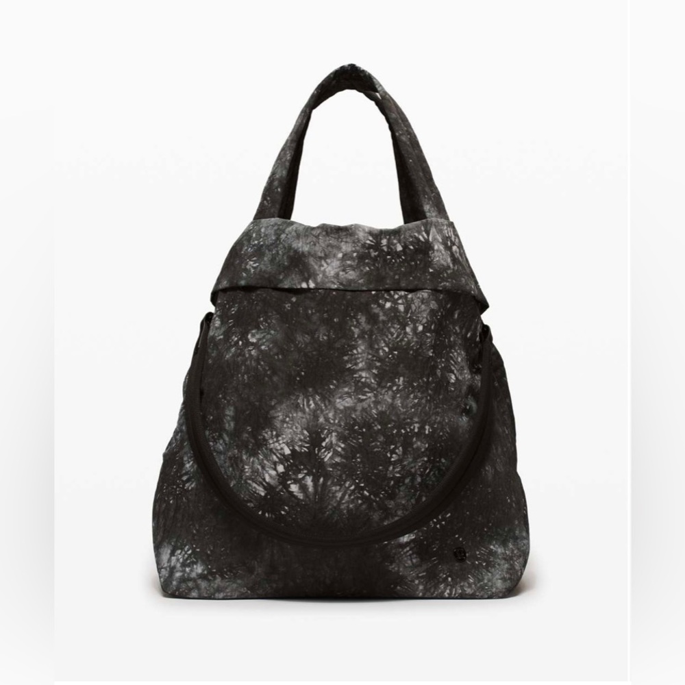 SALE‼️Lululemon on my level bag ice dye large 30L